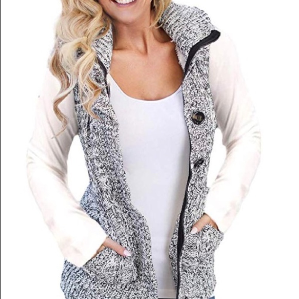 Women’s Hooded Sweater Vest Knit- Gray NWT, Size S